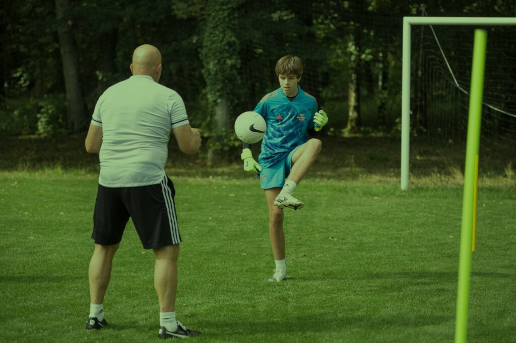 What does a goalkeeper need in order to perform well?